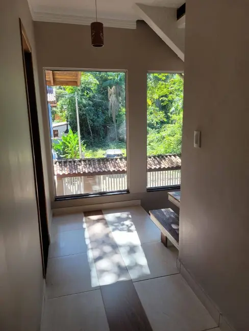 Foto 7 de Sobrado com 3 quartos à venda, 200m2 em Sao Sebastiao - SP