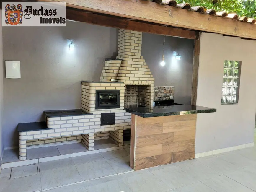 Sobrado com 3 quartos à venda, 200m2 em Sao Sebastiao - SP - imagem 4 Foto 4 de Sobrado com 3 quartos à venda, 200m2 em Sao Sebastiao - SP