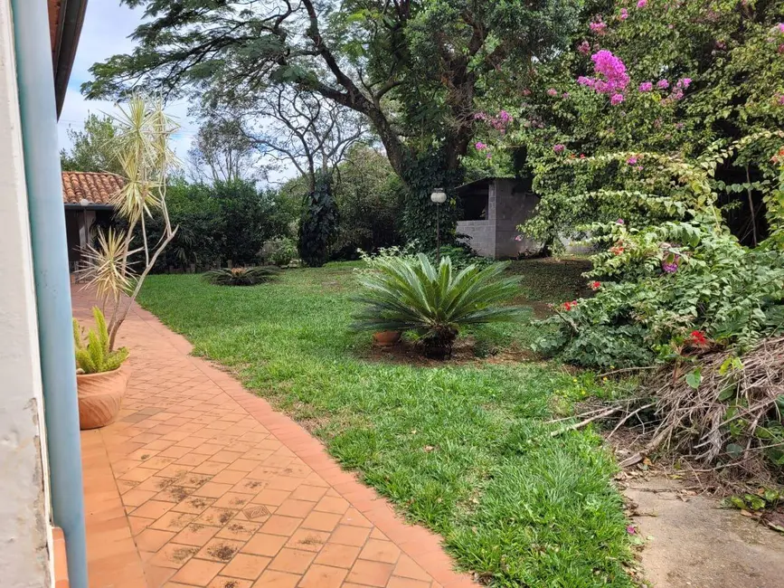 Foto 4 de Chácara com 4 quartos à venda, 300m2 em Recanto Amapola, Braganca Paulista - SP