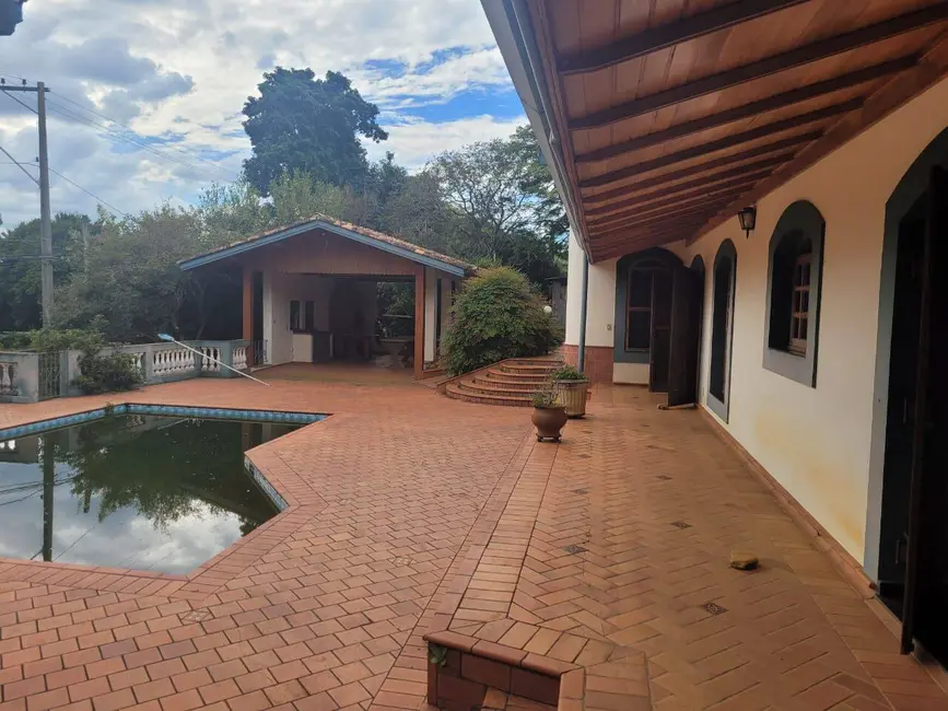 Foto 1 de Chácara com 4 quartos à venda, 300m2 em Recanto Amapola, Braganca Paulista - SP