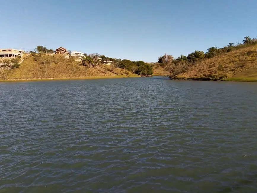 Foto 2 de Terreno / Lote à venda, 1057m2 em Jacarei - SP