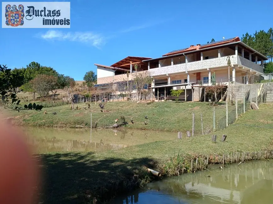 Foto 3 de Sítio / Rancho com 3 quartos à venda, 170m2 em Itapeva - MG