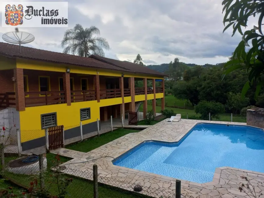 Foto 4 de Chácara com 7 quartos à venda, 550m2 em Camanducaia - MG