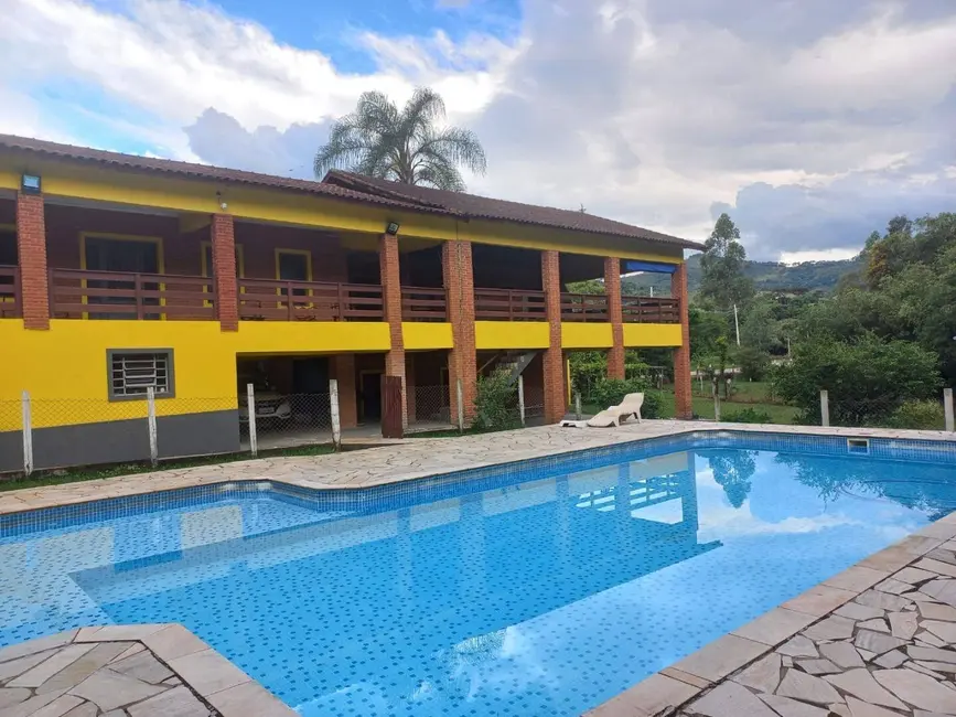 Foto 1 de Chácara com 7 quartos à venda, 550m2 em Camanducaia - MG