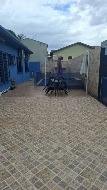 Foto 3 de Casa com 2 quartos à venda, 74m2 em Jardim Estância Brasil, Atibaia - SP