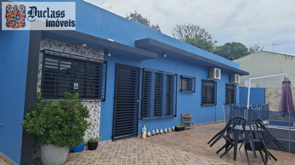 Casa com 2 quartos à venda, 74m2 em Jardim Estância Brasil, Atibaia - SP - imagem 1 Foto 1 de Casa com 2 quartos à venda, 74m2 em Jardim Estância Brasil, Atibaia - SP