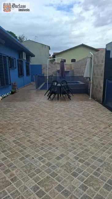 Casa com 2 quartos à venda, 74m2 em Jardim Estância Brasil, Atibaia - SP - imagem 3 Foto 3 de Casa com 2 quartos à venda, 74m2 em Jardim Estância Brasil, Atibaia - SP
