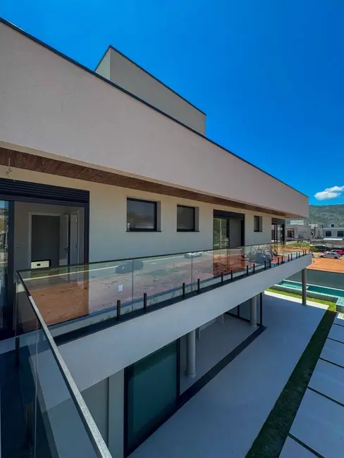 Foto 1 de Sobrado com 3 quartos à venda, 236m2 em Vila Santista, Atibaia - SP