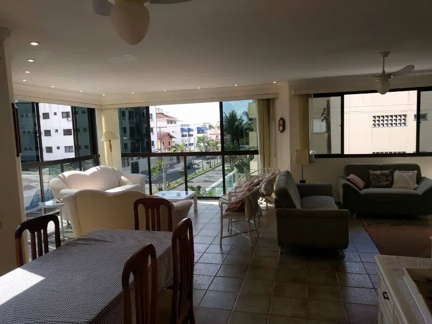 Foto 2 de Apartamento com 4 quartos à venda, 138m2 em Guaruja - SP