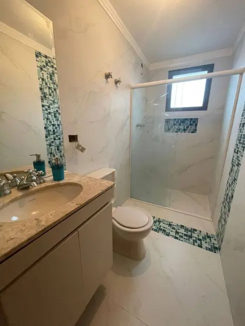 Foto 8 de Apartamento com 4 quartos à venda, 138m2 em Guaruja - SP