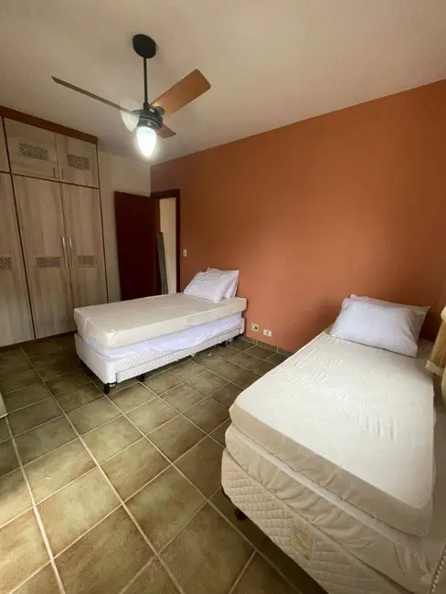 Foto 6 de Apartamento com 4 quartos à venda, 138m2 em Guaruja - SP