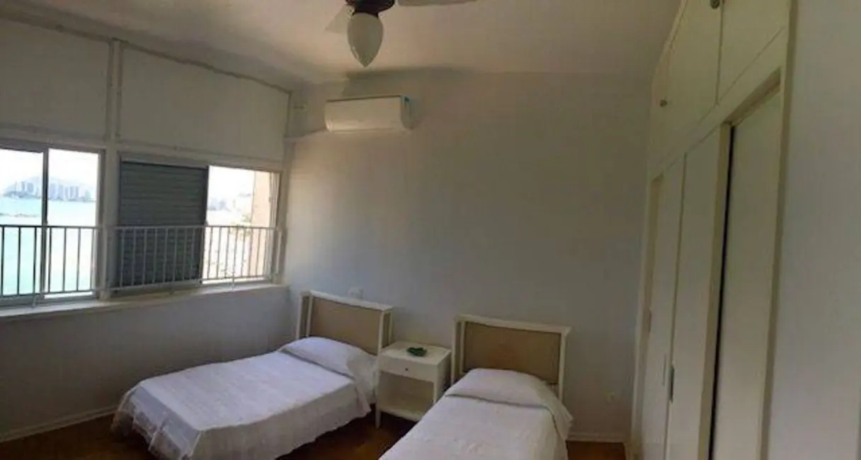 Foto 7 de Apartamento com 4 quartos à venda, 376m2 em Guaruja - SP