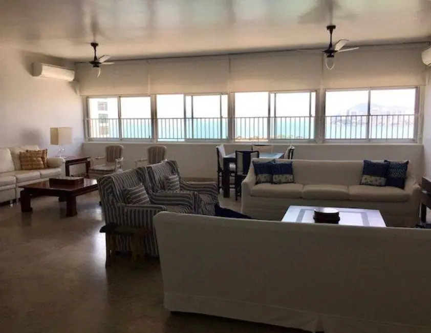 Foto 1 de Apartamento com 4 quartos à venda, 376m2 em Guaruja - SP