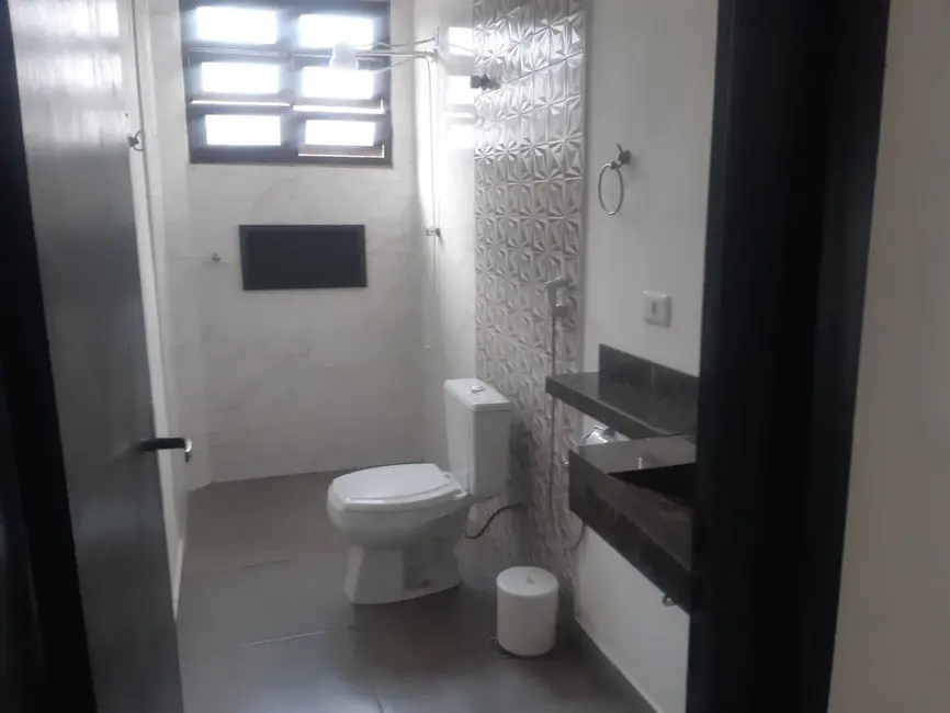 Foto 8 de Casa com 4 quartos à venda, 180m2 em Jardim Virgínia, Guaruja - SP