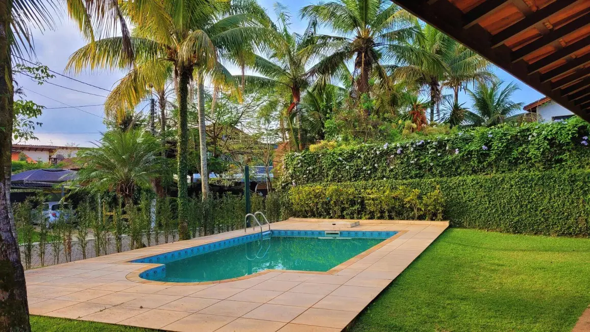 Foto 4 de Casa com 3 quartos à venda, 480m2 em Balneário Praia do Pernambuco, Guaruja - SP