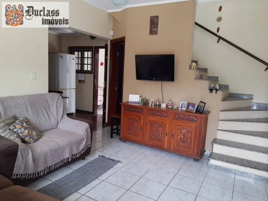 Foto 5 de Sobrado com 4 quartos à venda, 86m2 em Mongagua - SP