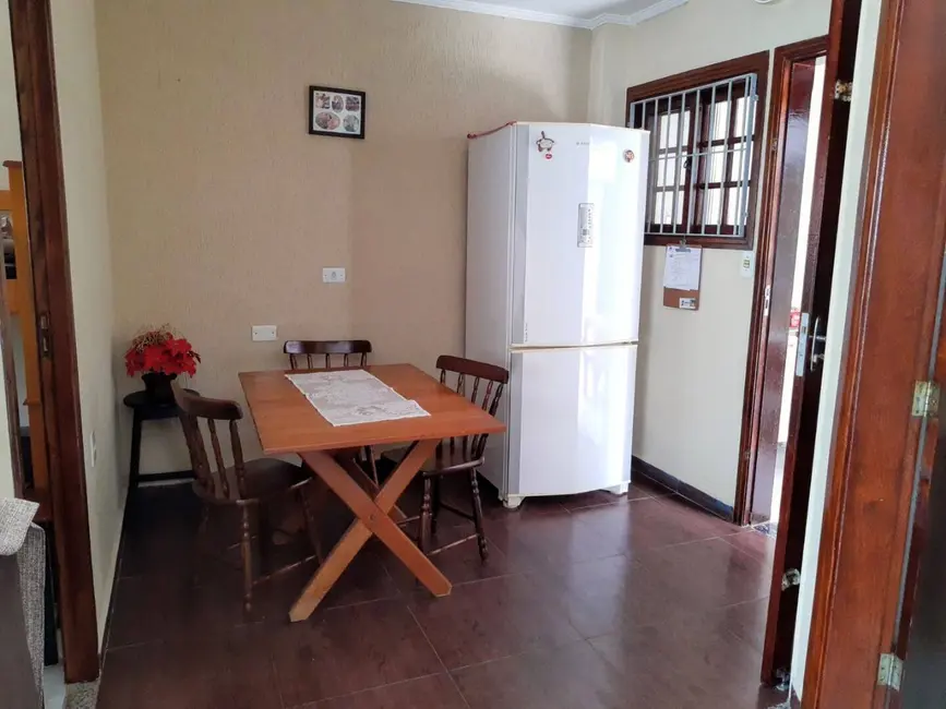 Foto 6 de Sobrado com 4 quartos à venda, 86m2 em Mongagua - SP