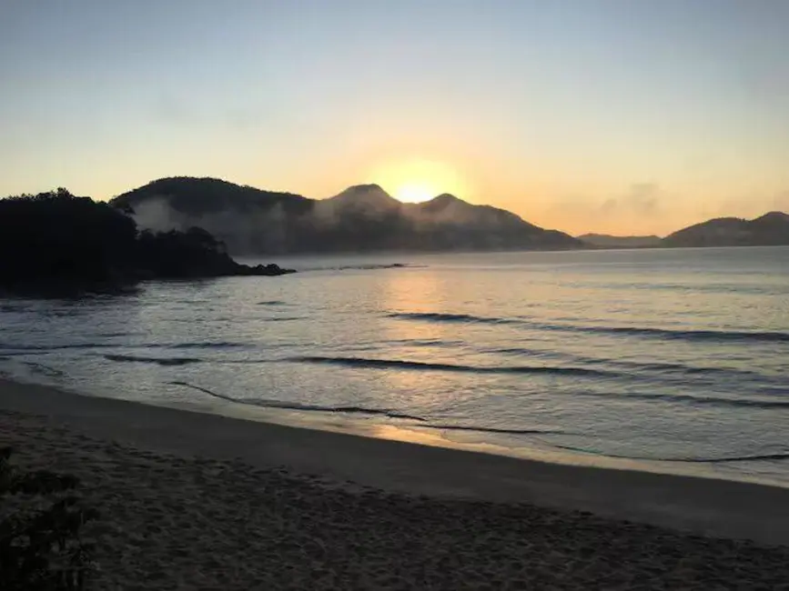 Foto 4 de Casa com 3 quartos à venda, 200m2 em Ubatuba - SP