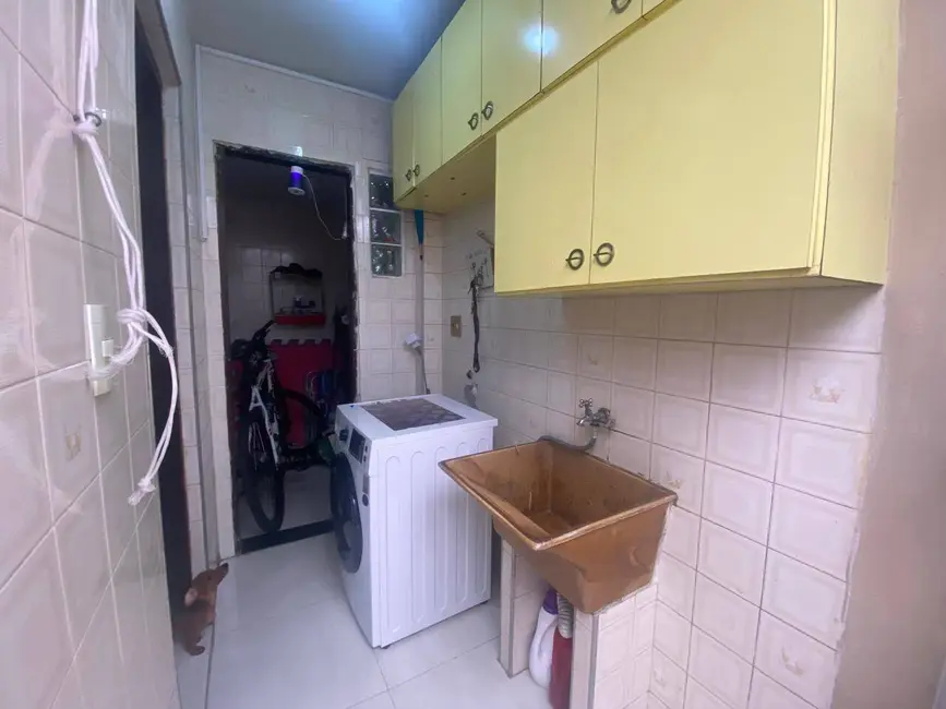 Foto 6 de Sobrado com 2 quartos à venda, 69m2 em Guaruja - SP