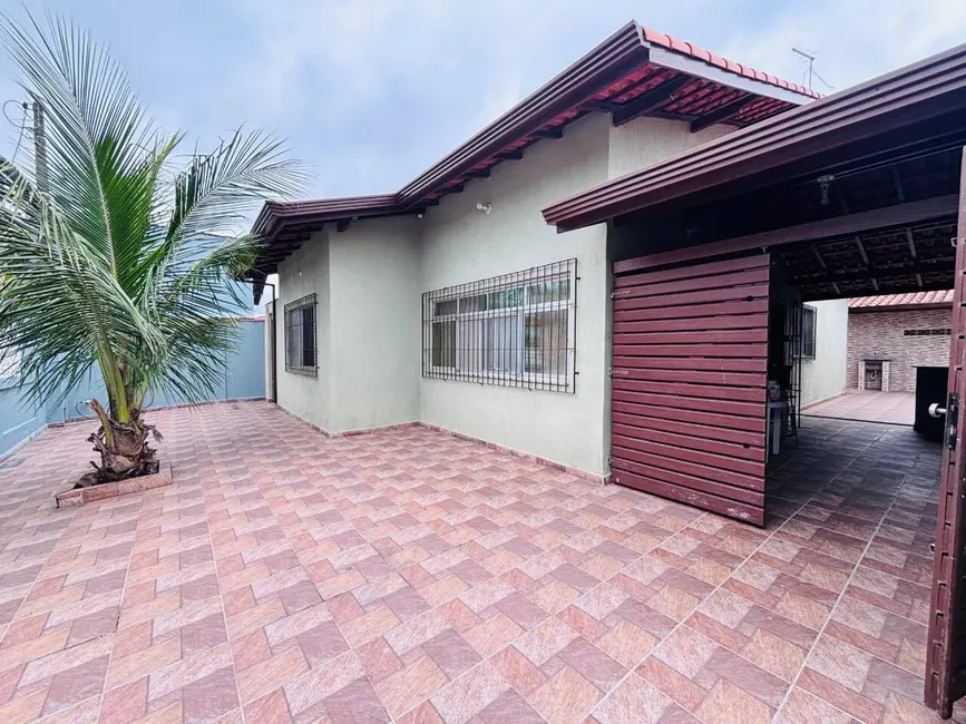 Foto 2 de Casa com 5 quartos à venda, 244m2 em Itanhaem - SP