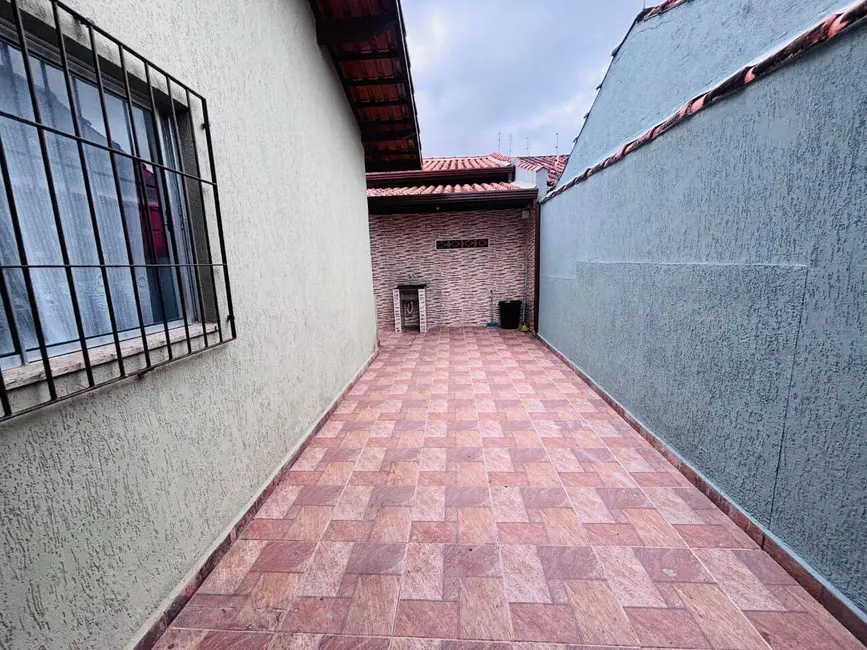 Foto 7 de Casa com 5 quartos à venda, 244m2 em Itanhaem - SP