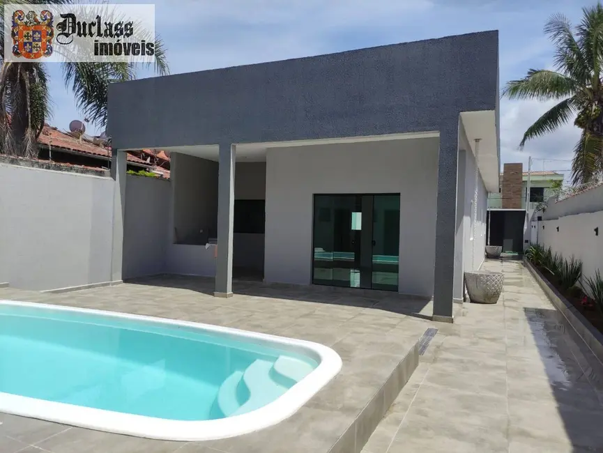 Foto 2 de Casa com 3 quartos à venda, 158m2 em Itanhaem - SP