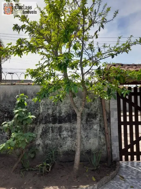 Foto 4 de Casa com 2 quartos à venda, 164m2 em Vila São Paulo, Itanhaem - SP