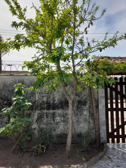 Foto 4 de Casa com 2 quartos à venda, 164m2 em Vila São Paulo, Itanhaem - SP