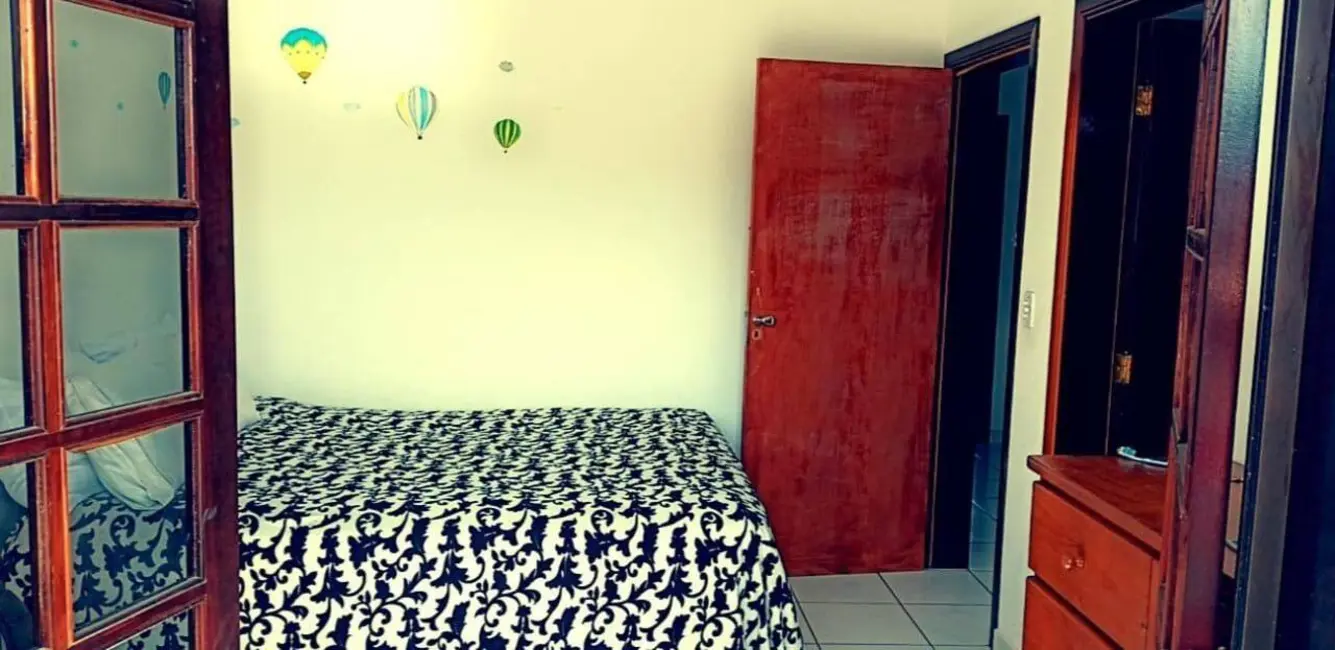 Foto 9 de Sobrado com 5 quartos à venda, 100m2 em Itanhaem - SP