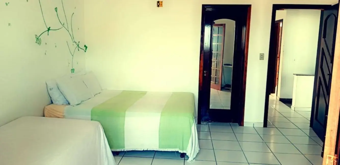 Foto 8 de Sobrado com 5 quartos à venda, 100m2 em Itanhaem - SP