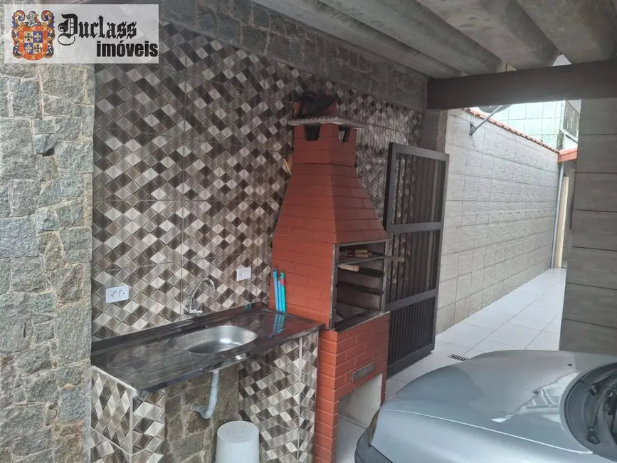Foto 4 de Casa com 2 quartos à venda, 125m2 em Mongagua - SP