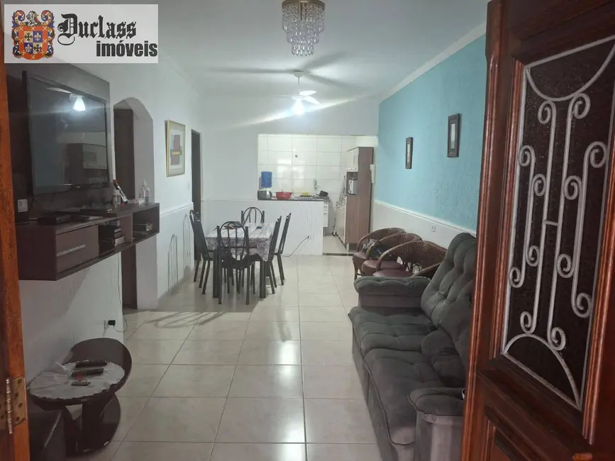 Foto 3 de Casa com 2 quartos à venda, 125m2 em Mongagua - SP