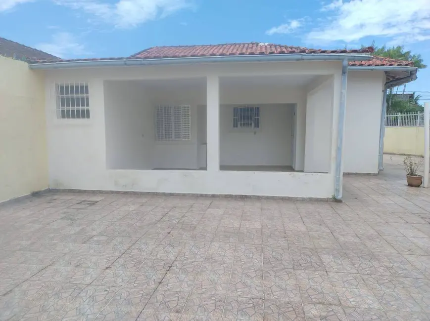 Foto 3 de Casa com 2 quartos à venda, 272m2 em Mongagua - SP