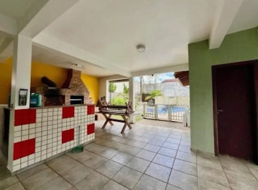 Foto 6 de Sobrado com 3 quartos à venda, 340m2 em Bertioga - SP