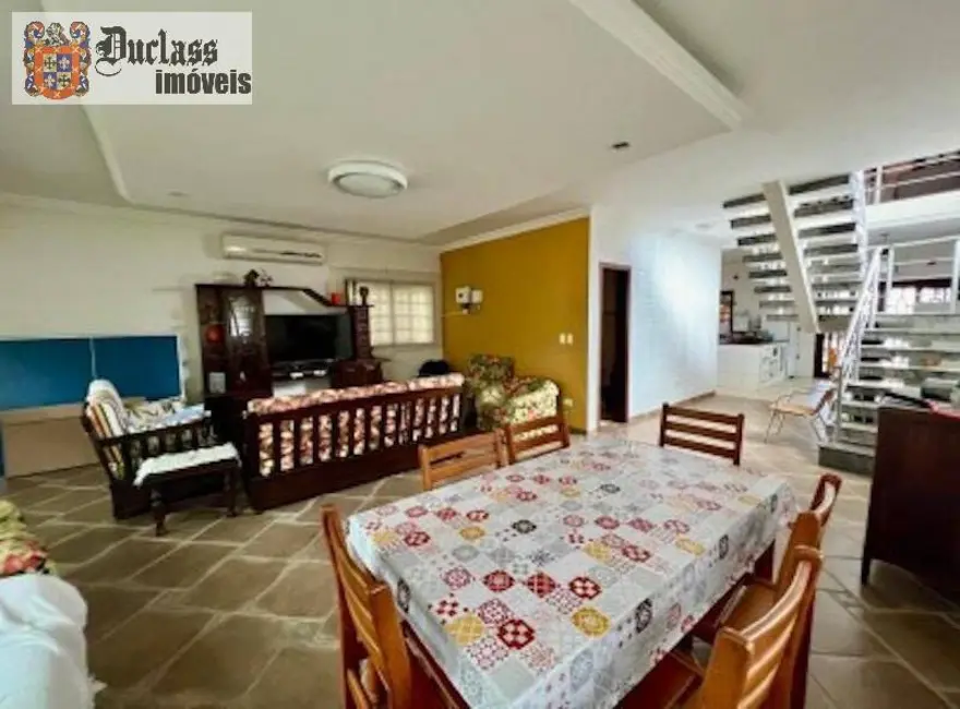 Sobrado com 3 quartos à venda, 340m2 em Bertioga - SP - imagem 2 Foto 2 de Sobrado com 3 quartos à venda, 340m2 em Bertioga - SP