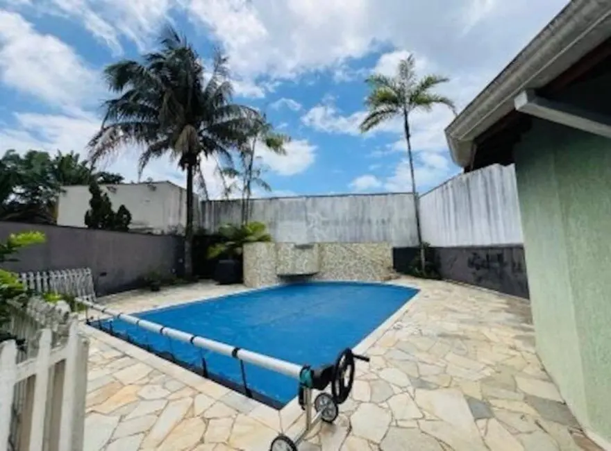 Foto 8 de Sobrado com 3 quartos à venda, 340m2 em Bertioga - SP