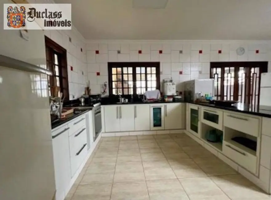 Sobrado com 3 quartos à venda, 340m2 em Bertioga - SP - imagem 9 Foto 9 de Sobrado com 3 quartos à venda, 340m2 em Bertioga - SP