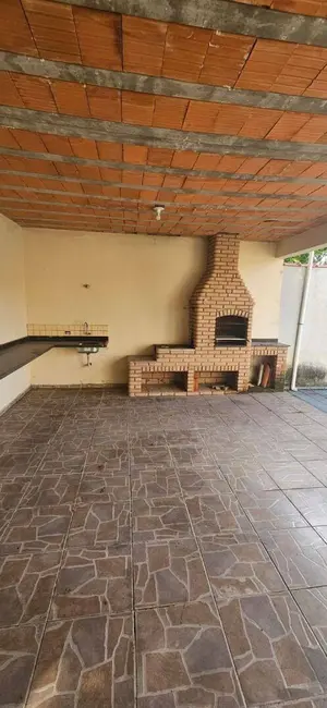 Foto 9 de Casa com 2 quartos à venda, 115m2 em Itanhaem - SP