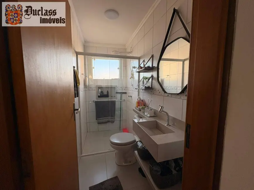 Casa com 3 quartos à venda, 151m2 em Atibaia Jardim, Atibaia - SP - imagem 7 Foto 7 de Casa com 3 quartos à venda, 151m2 em Atibaia Jardim, Atibaia - SP