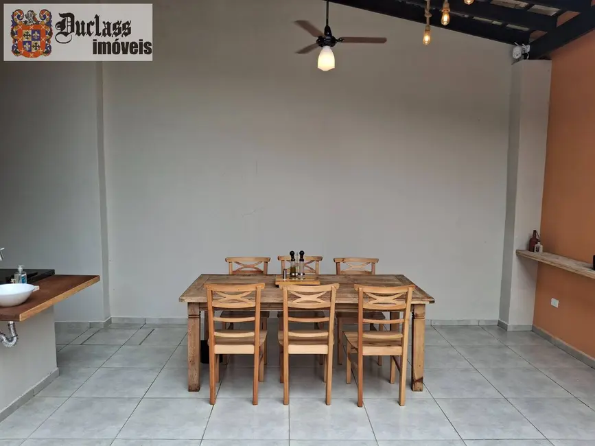 Foto 6 de Sobrado com 3 quartos à venda, 230m2 em Sao Sebastiao - SP