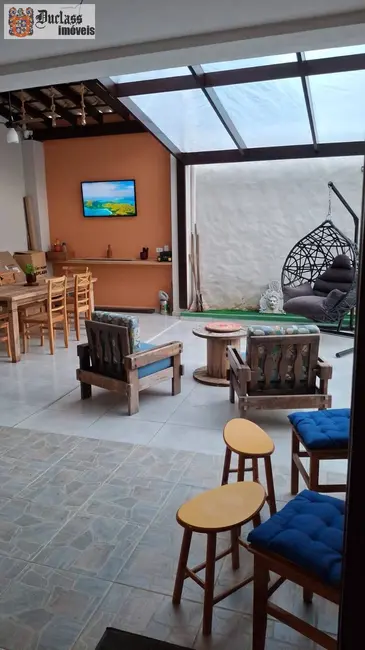 Foto 8 de Sobrado com 3 quartos à venda, 230m2 em Sao Sebastiao - SP