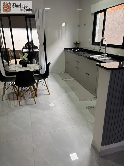 Foto 8 de Sobrado com 3 quartos à venda, 128m2 em Jardim dos Pinheiros, Atibaia - SP