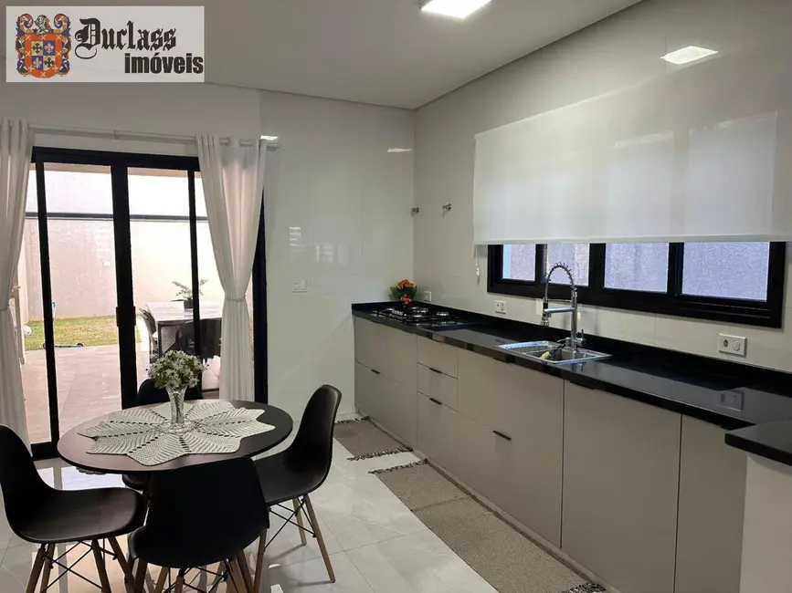 Foto 3 de Sobrado com 3 quartos à venda, 128m2 em Jardim dos Pinheiros, Atibaia - SP