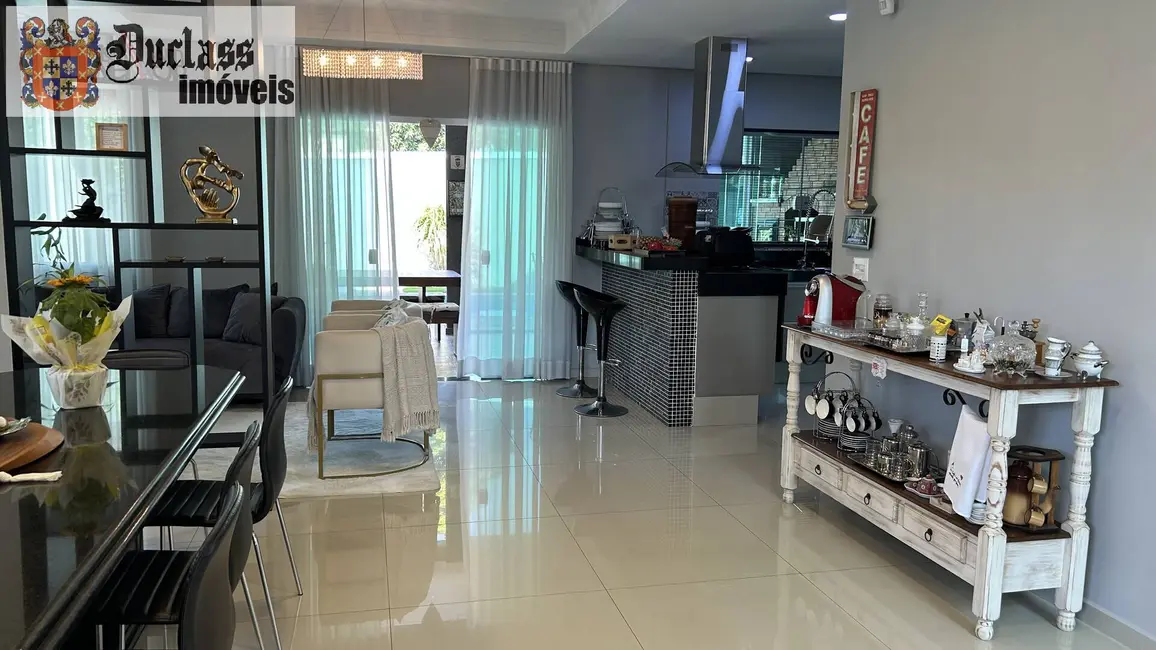 Foto 8 de Sobrado com 4 quartos à venda, 268m2 em Jardim Floresta, Atibaia - SP