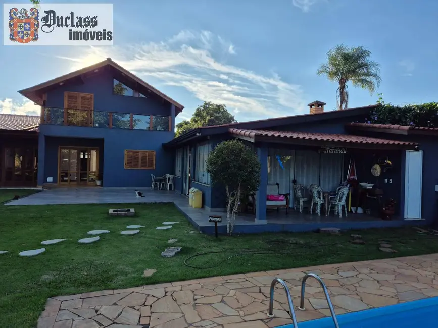 Chácara com 3 quartos à venda, 350m2 em Piracaia - SP - imagem 8 Foto 8 de Chácara com 3 quartos à venda, 350m2 em Piracaia - SP