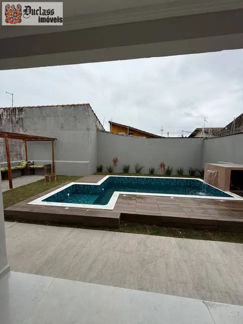 Foto 1 de Casa com 3 quartos à venda, 118m2 em Itanhaem - SP