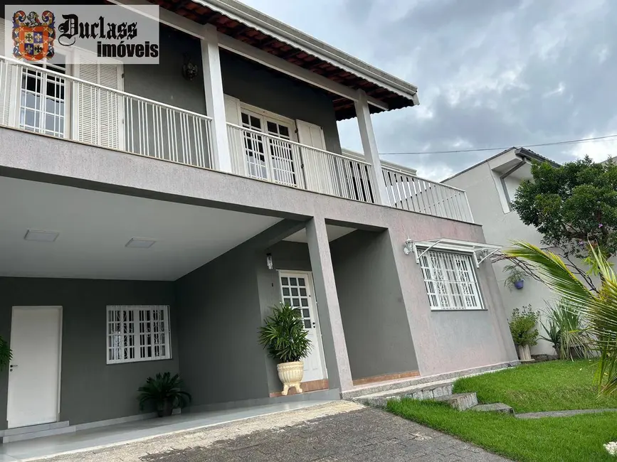 Foto 4 de Casa com 3 quartos à venda, 261m2 em Jardim Tapajós, Atibaia - SP