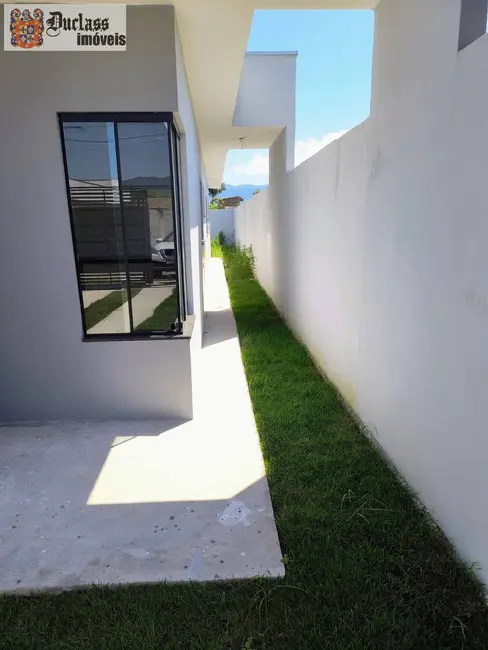 Foto 3 de Casa com 2 quartos à venda, 65m2 em Balneário dos Golfinhos, Caraguatatuba - SP