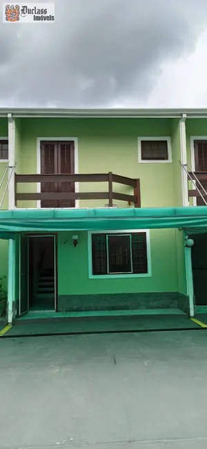 Foto 1 de Sobrado com 2 quartos à venda, 72m2 em Martim de Sá, Caraguatatuba - SP
