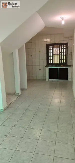Foto 2 de Sobrado com 2 quartos à venda, 72m2 em Martim de Sá, Caraguatatuba - SP